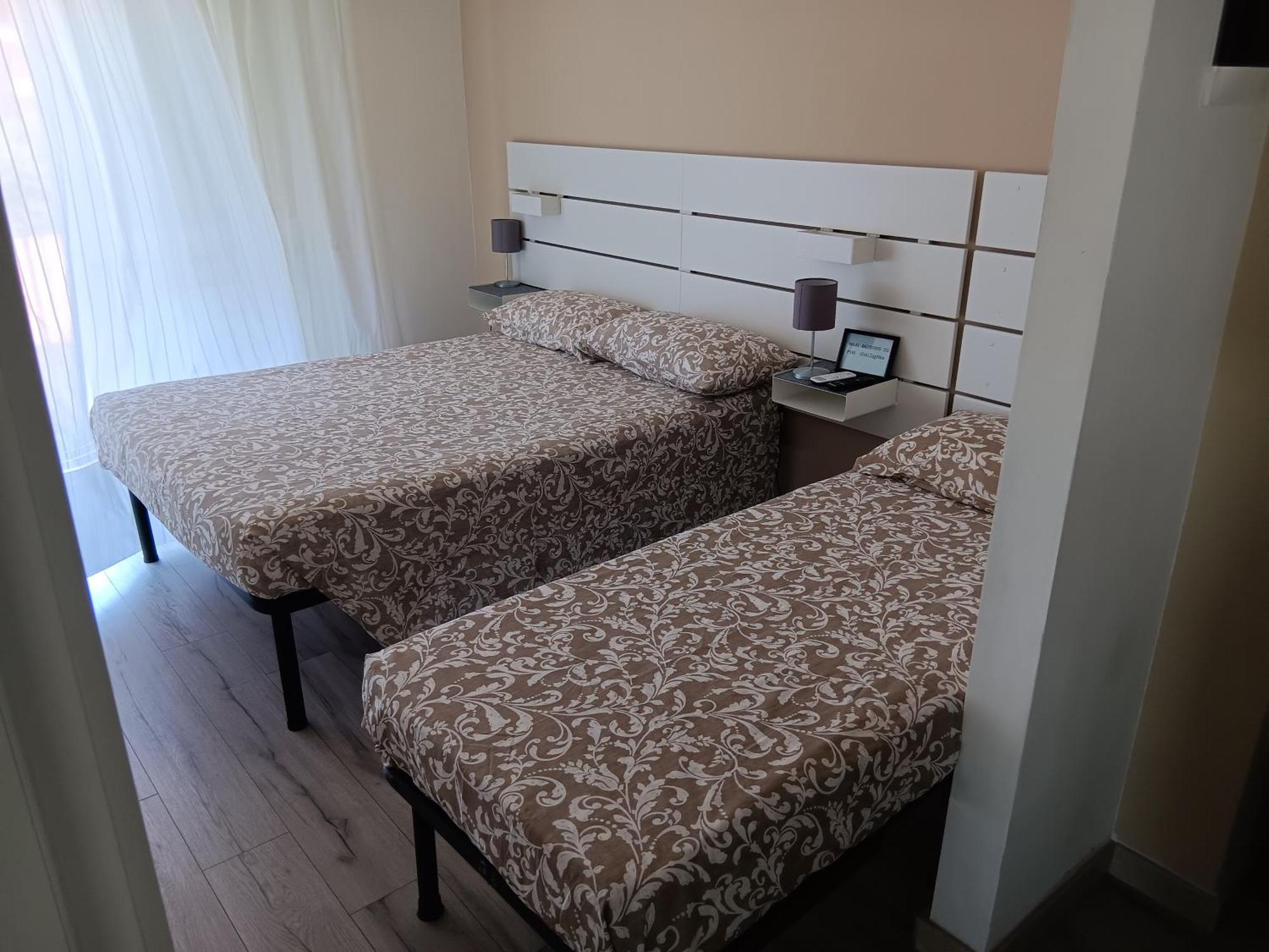 Accademia Rooms Ливорно Экстерьер фото